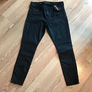 New Express women jeggings. New